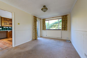 Dining Room- click for photo gallery